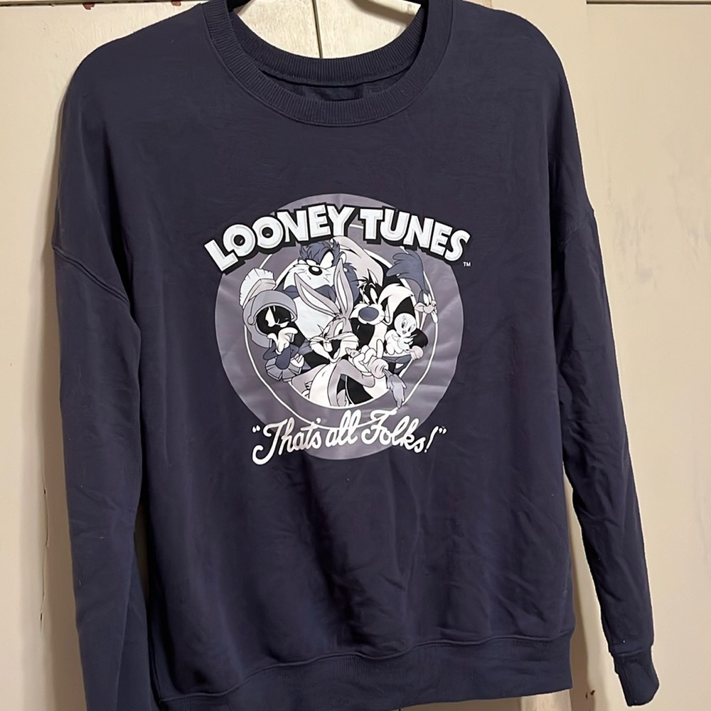 Looney tunes Novelty women’s navy blue sweat shirt size small